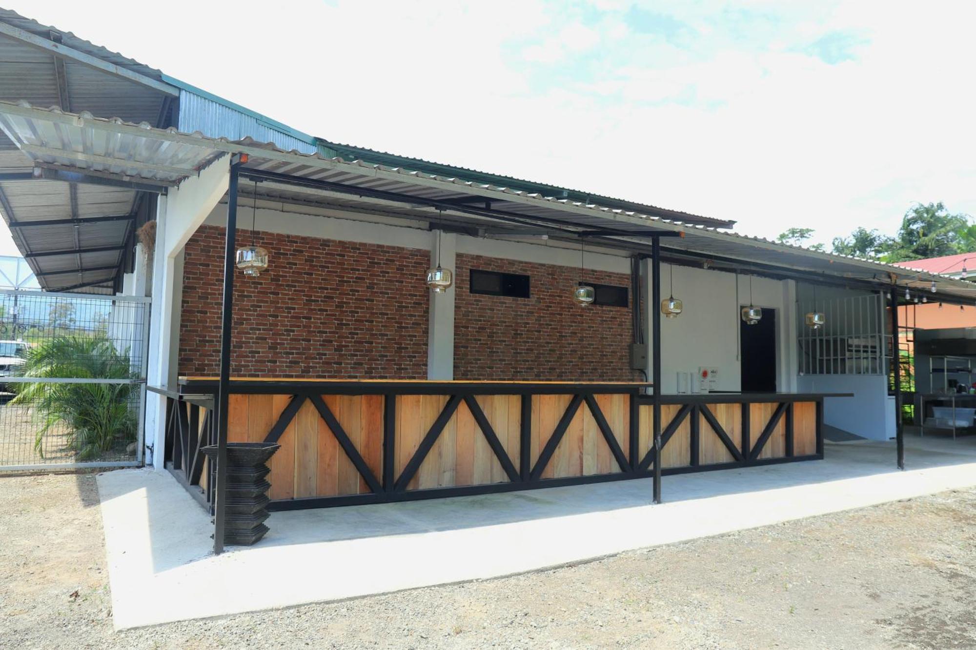 Asha Hostel La Fortuna المظهر الخارجي الصورة